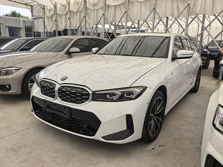 BMW 3 Series 2023 — фото 1
