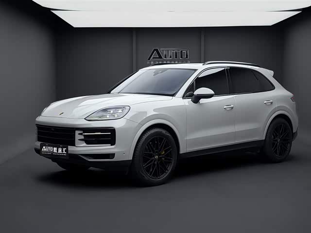 Porsche Cayenne 2025 — фото 1