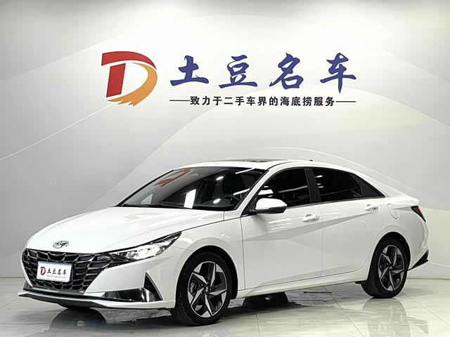 Hyundai Elantra 2022 — фото 1