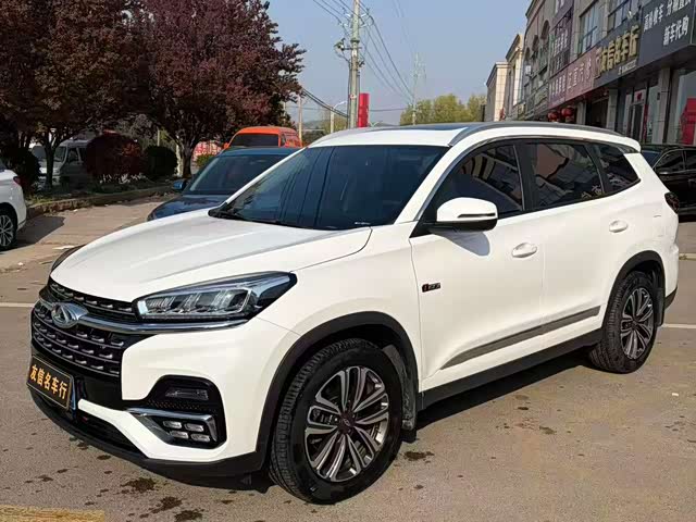 Chery Tiggo 8 2023 — фото 1