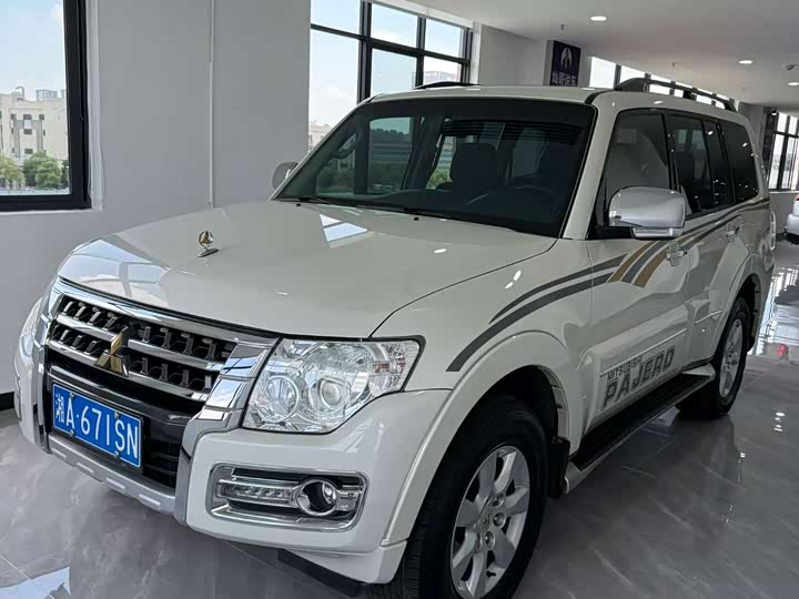 Mitsubishi Pajero Import 2020