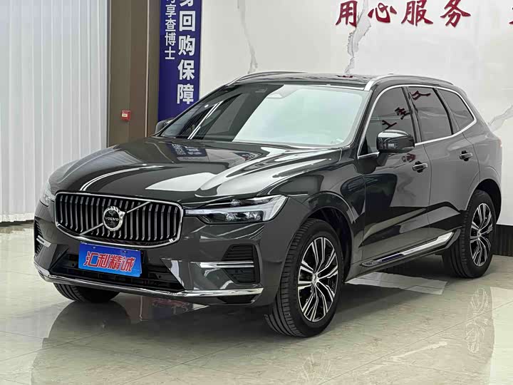 Volvo XC60 2022