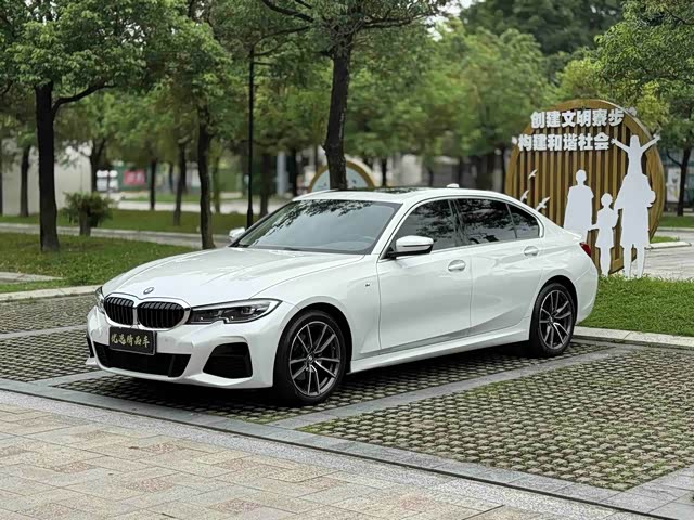 BMW 3 Series 2021 — фото 1