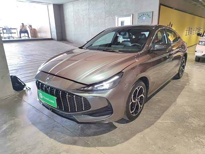 MG 5 2025