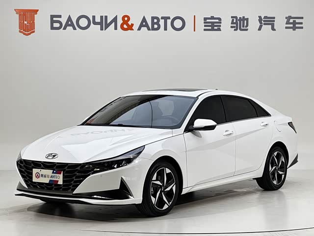 Hyundai Elantra 2022 — фото 1