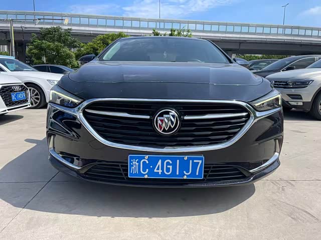 Buick LaCrosse 2021 — фото 1