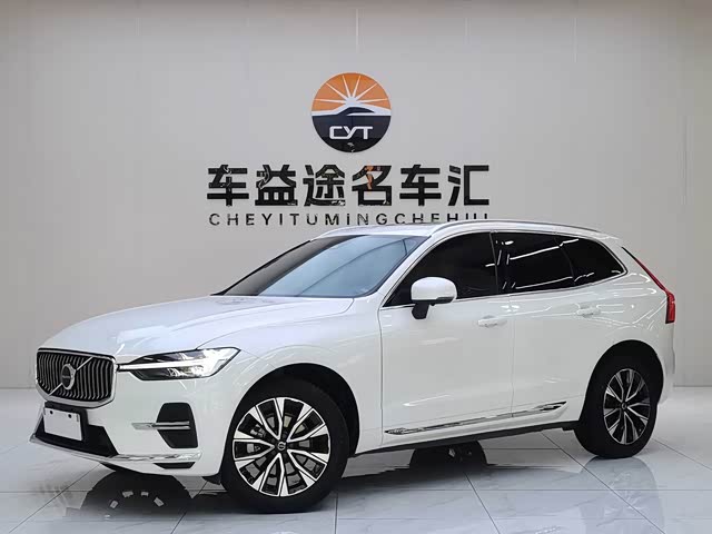 Volvo XC60 2025 — фото 1