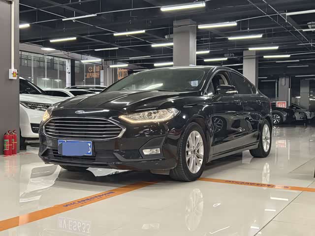 Ford Mondeo 2020 — фото 1