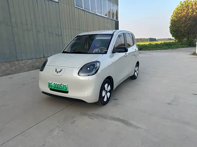 Wuling Hongguang MINI EV 2025 — фото 1