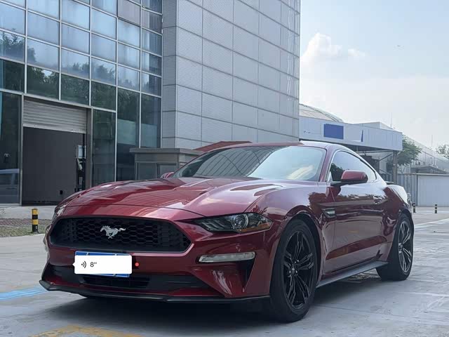 Ford Mustang 2020 — фото 1