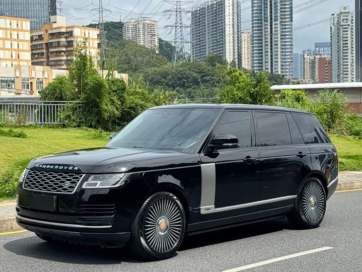 Land Rover Range Rover 2020 — фото 1