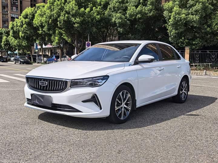 Geely Emgrand 2023 — фото 1