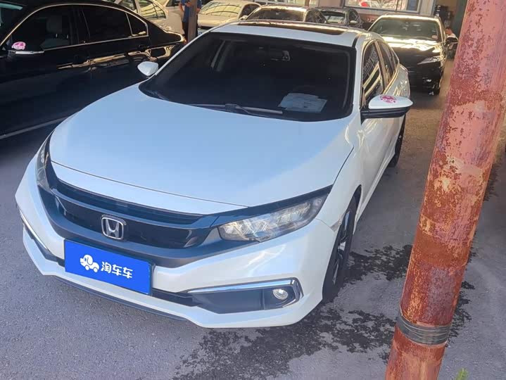 Honda Civic 2019 — фото 1