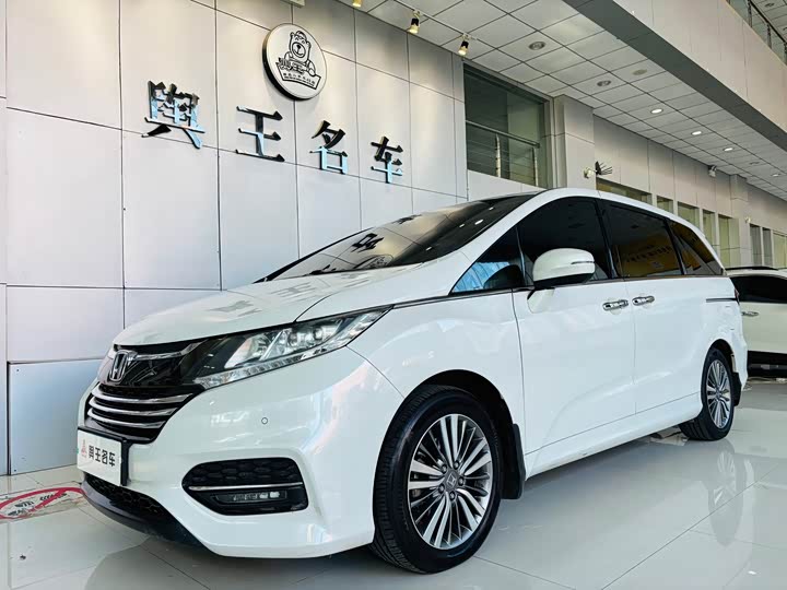 Honda Odyssey 2018 — фото 1