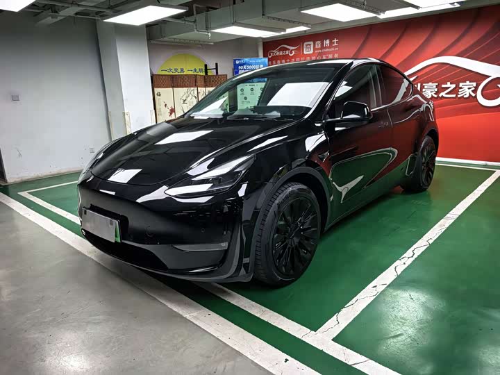 Tesla Model Y 2022 — фото 1