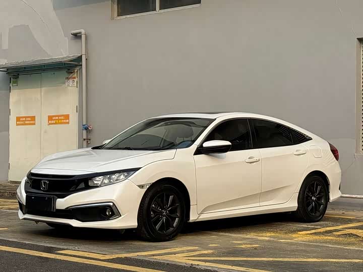 Honda Civic 2019 — фото 1