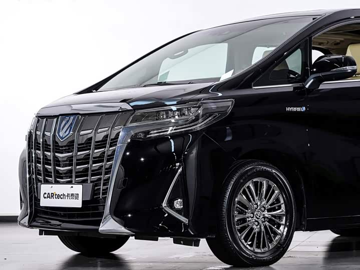 Toyota Alphard 2020 — фото 1