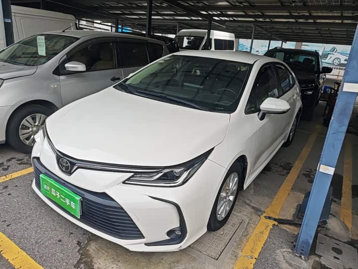 Toyota Corolla 2021 — фото 1