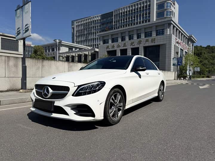 Mercedes-Benz Mercedes-Benz C-Class 2019 — фото 1
