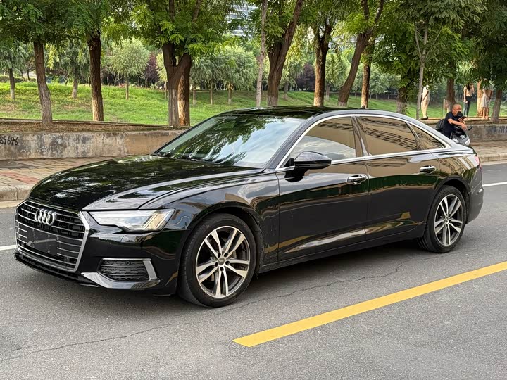 Audi Audi A6L 2019 — фото 1