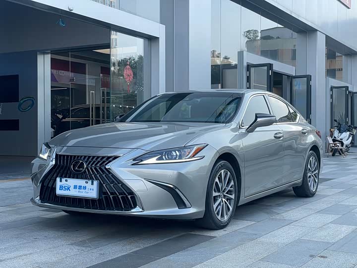 Lexus Lexus ES 2021 — фото 1