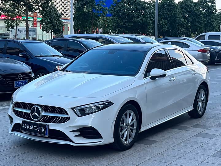 Mercedes-Benz Mercedes-Benz A-Class 2022 — фото 1
