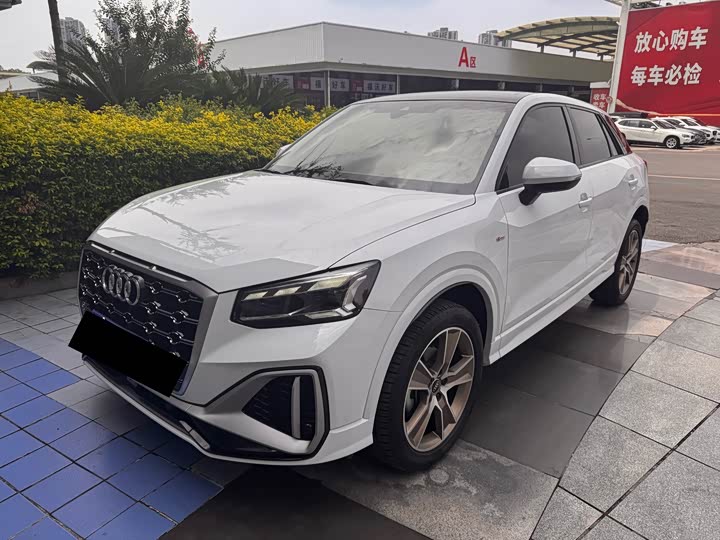 Audi Audi Q2L 2022 — фото 1