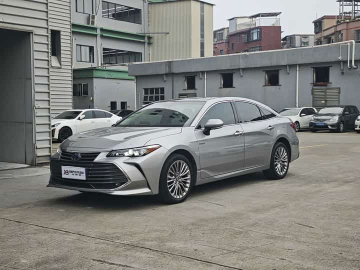 Toyota Avalon 2019 — фото 1