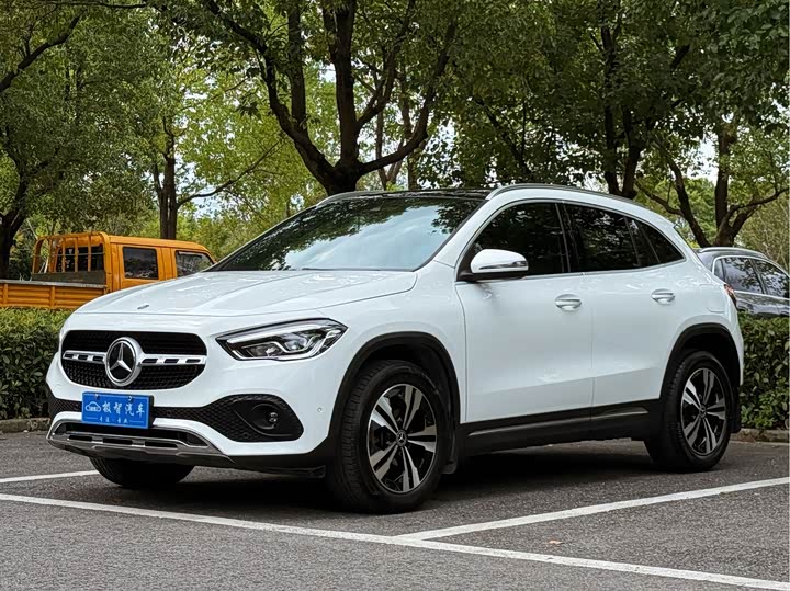Mercedes-Benz Mercedes-Benz GLA 2022 — фото 1