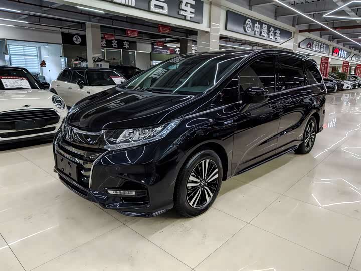 Honda Odyssey 2019 — фото 1