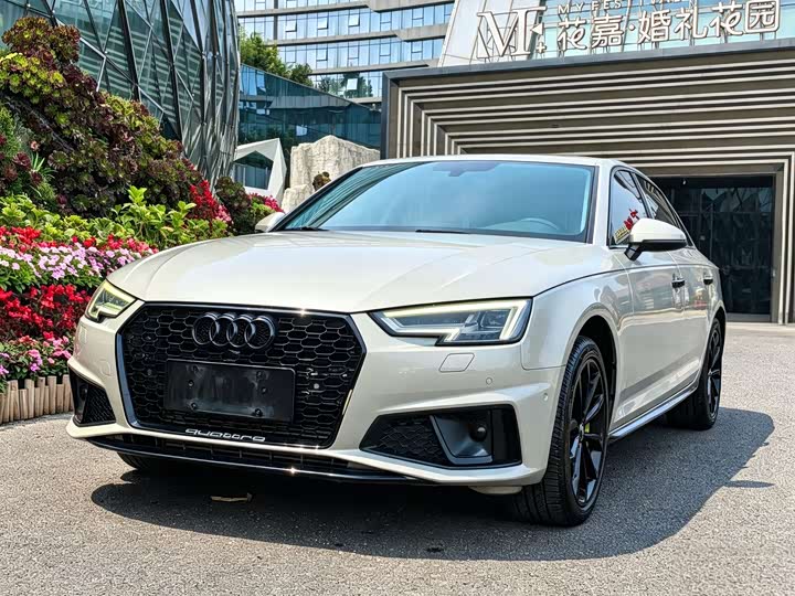Audi Audi A4L 2019 — фото 1
