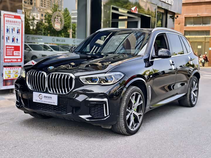 BMW BMW X5 2022 — фото 1